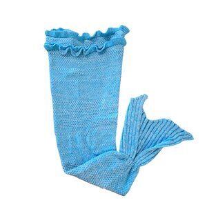 NWOT Woven Mermaid Blanket